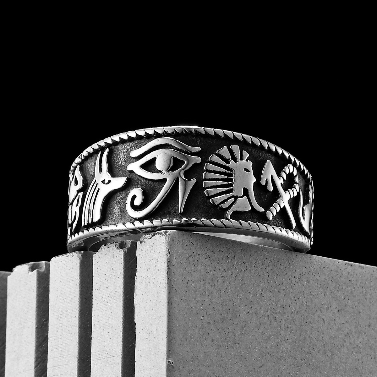 Women Accessories In Egypt - Egito faraó olho de horus totem